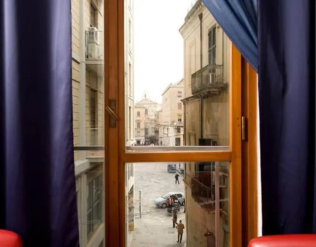 Konukevi Mammasisi Lecce